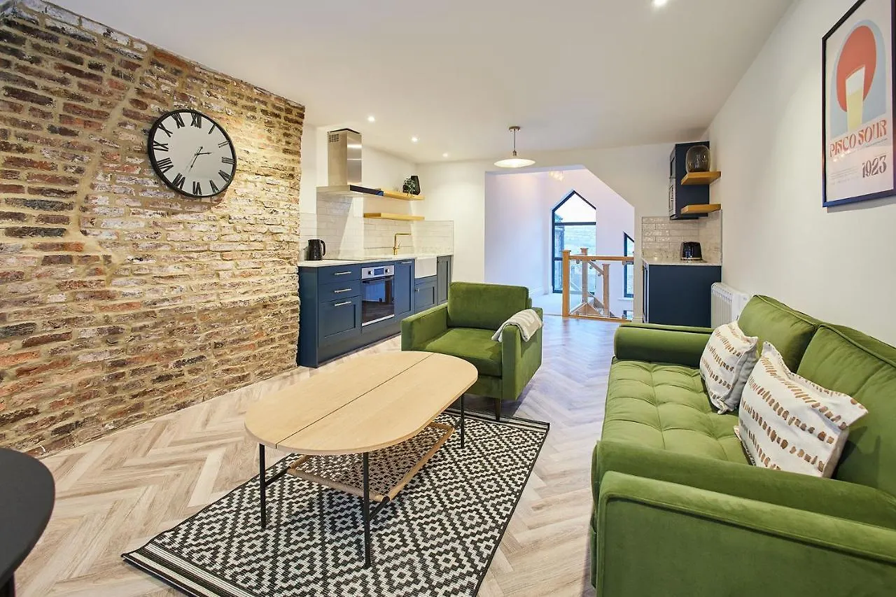 Host & Stay - Flowergate Apartments Γουίτμπι